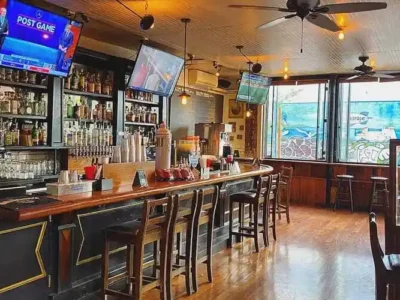 Sports Bars Near Me